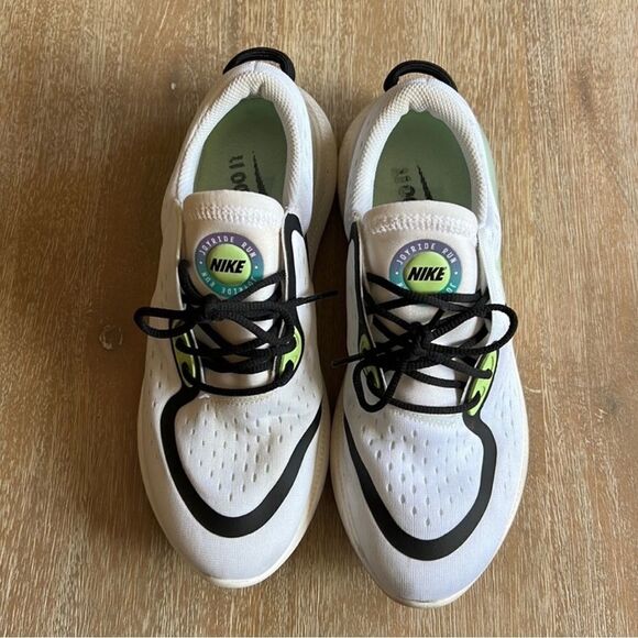 Nike Women’s Joyride Dual Run CD4363-105 White Running Shoes Sz 8 US - Picture 1 of 6